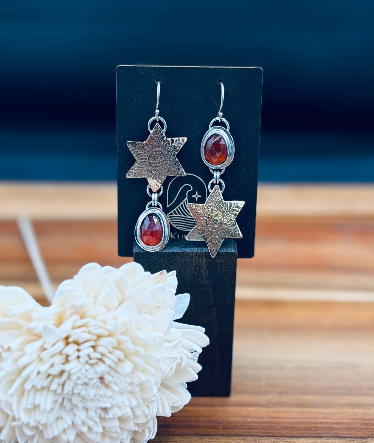 Sterling Silver Hessonite Garnet with Hand rolled Snowflake Stars