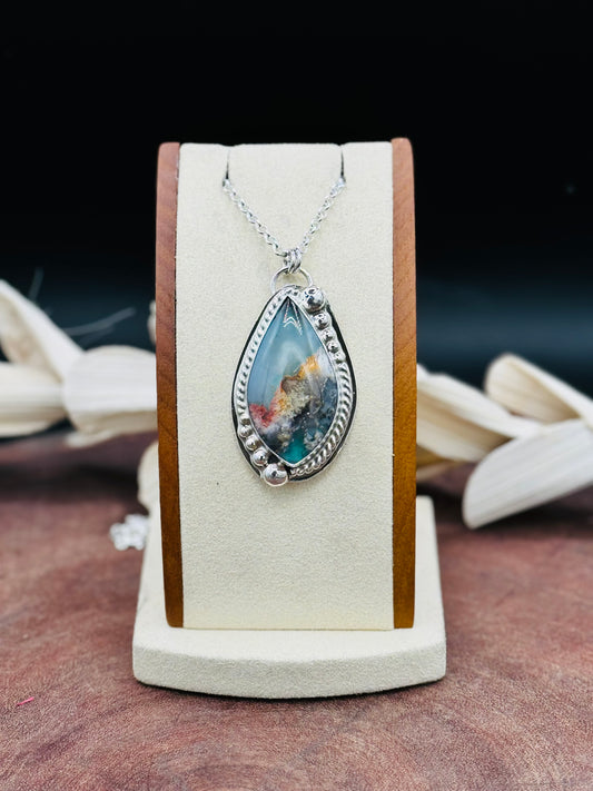 Bella Vista Plume Agate Doublet Sterling Silver Pendant