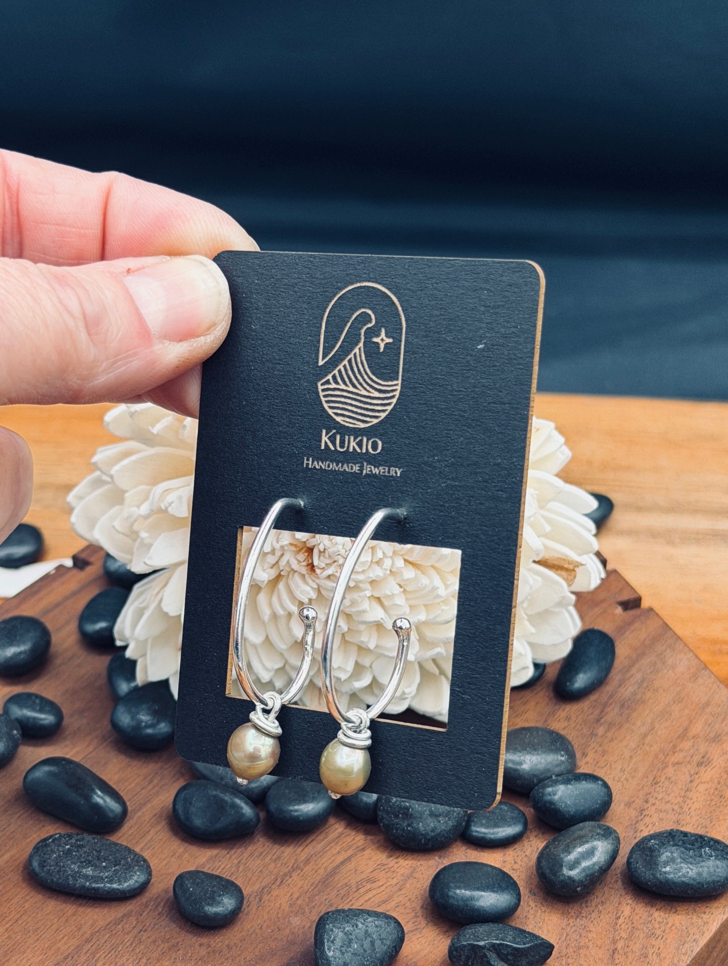 Sterling Silver Green Pearl Wave Earrings