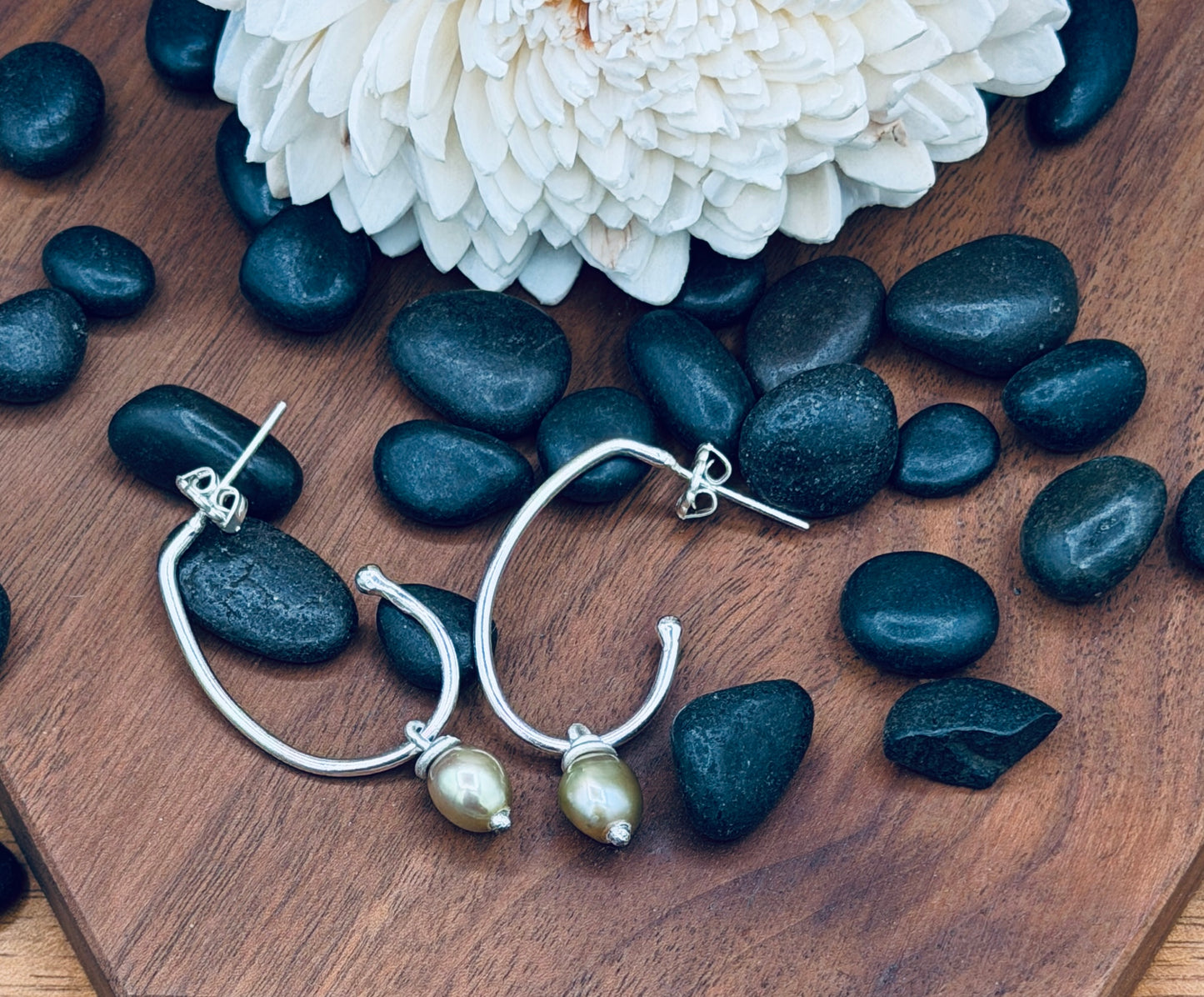 Sterling Silver Green Pearl Wave Earrings