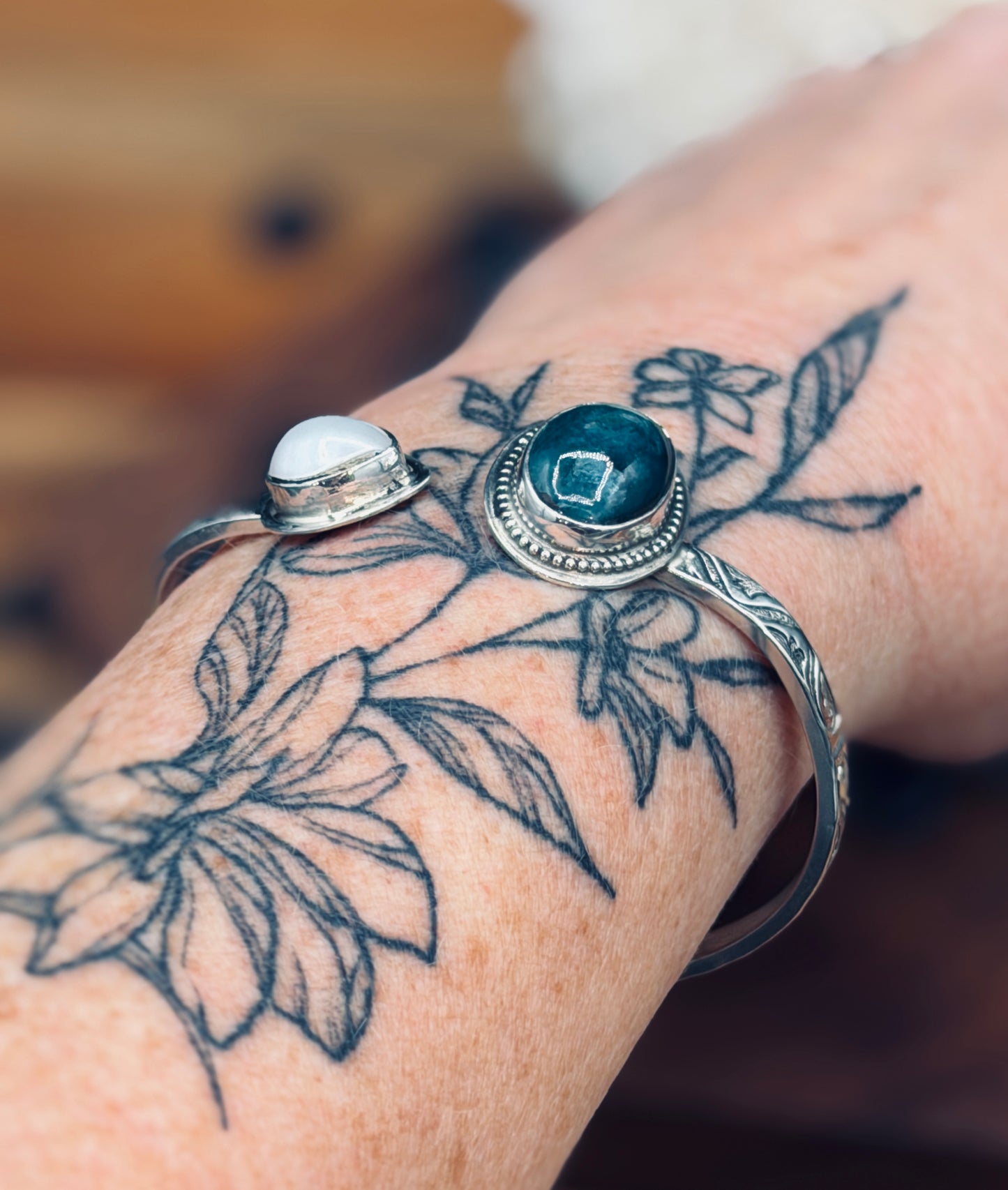 Grandidierite and freshwater Pearl Cuff