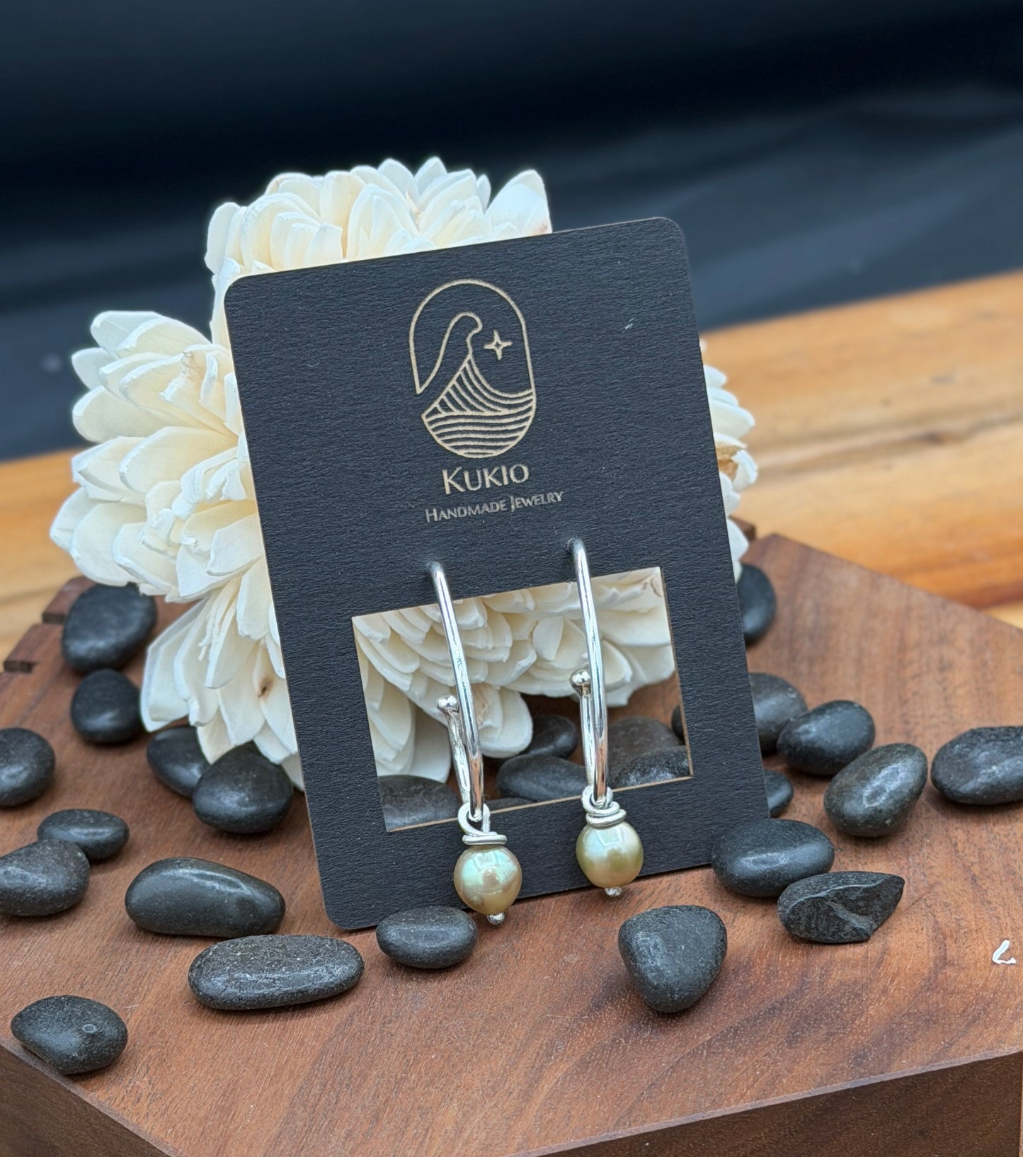 Sterling Silver Green Pearl Wave Earrings
