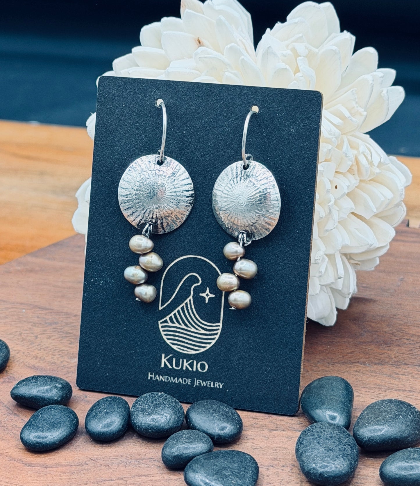 Sterling Silver Sea Shell with Baroque Pearls