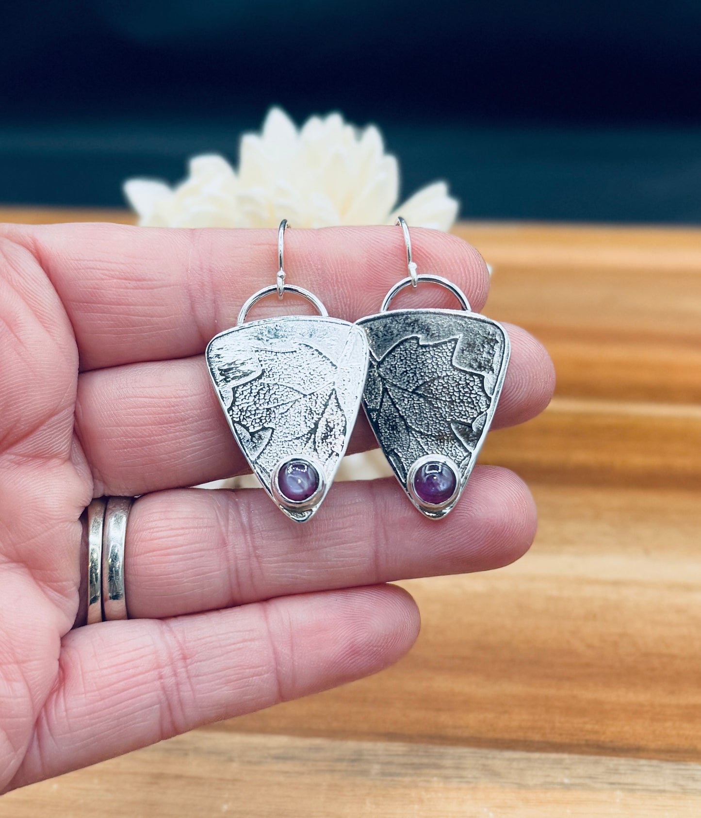 Sterling Silver Patterned Silky Sapphire Earrings