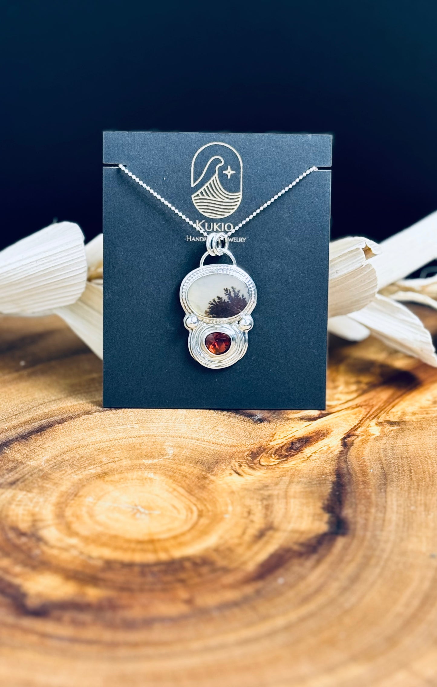 Sterling Silver Scenic Agate and Garnet Pendant Necklace